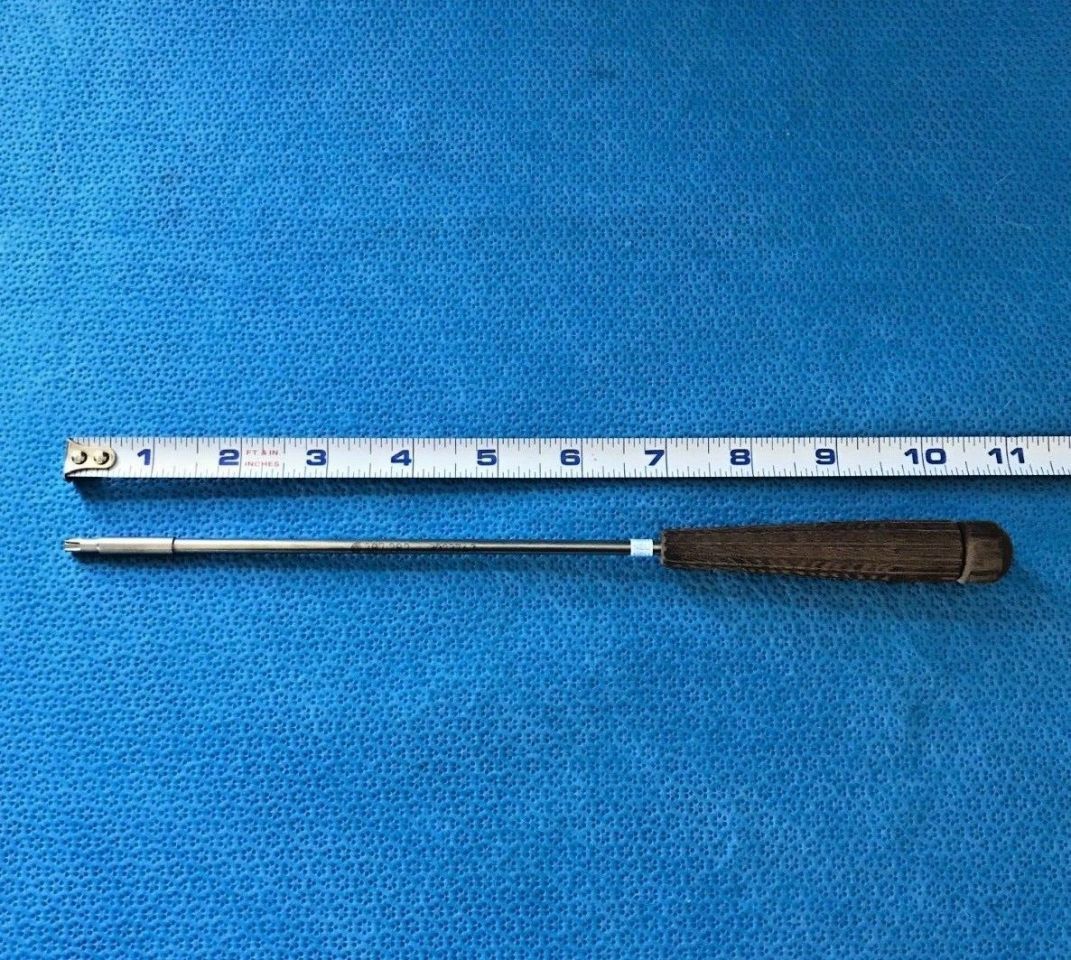 Synthes 387.282 Orthopedic Self-Retaining Driver US161