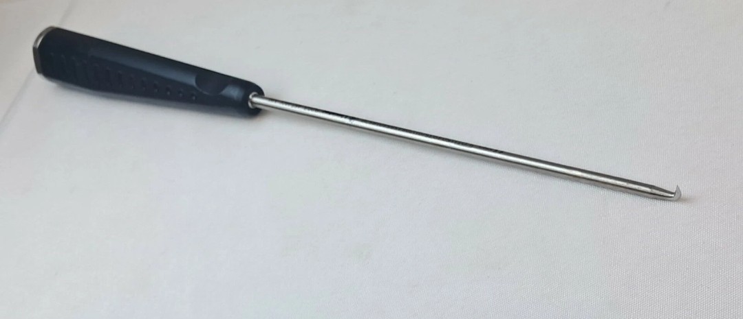 Linvatec 8203, 45-degree Microfracture Awl