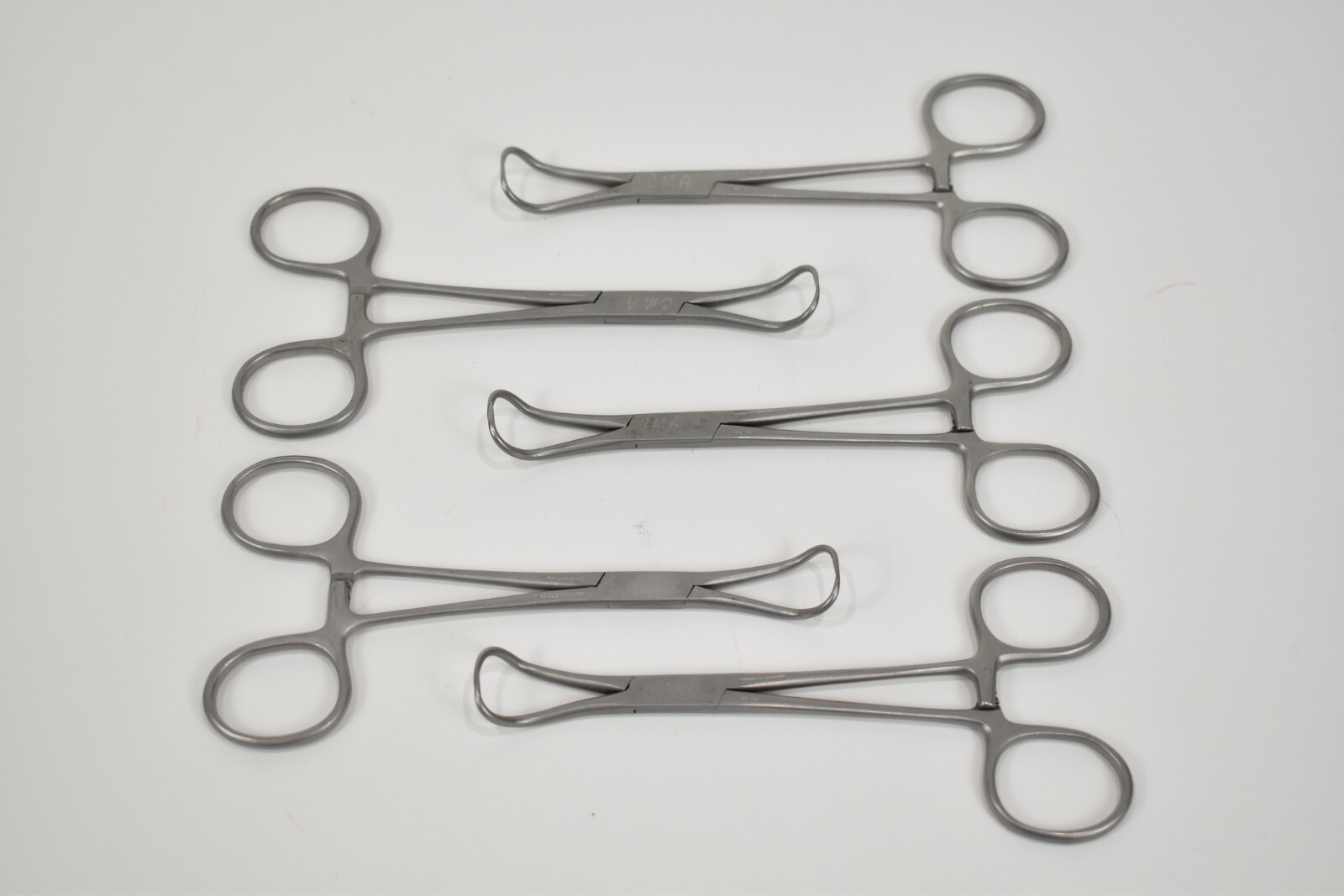 Medical Surgical Towel Forceps – Set of 5 CODMAN Backhaus 5 1/4″ Instrument