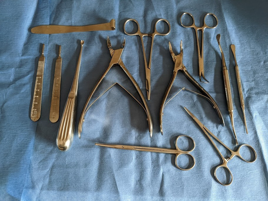 12 Ortho Surgical Small Bone Specialty Instruments Chimed Misdom Frank Kmedic