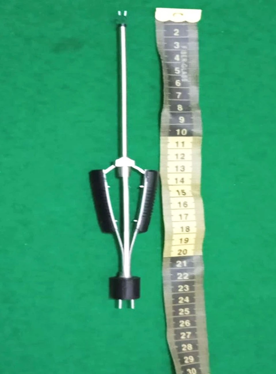 Bipolar Surgical Pincer Designed for Transsphenoidal Pituitary Tumor Surgery