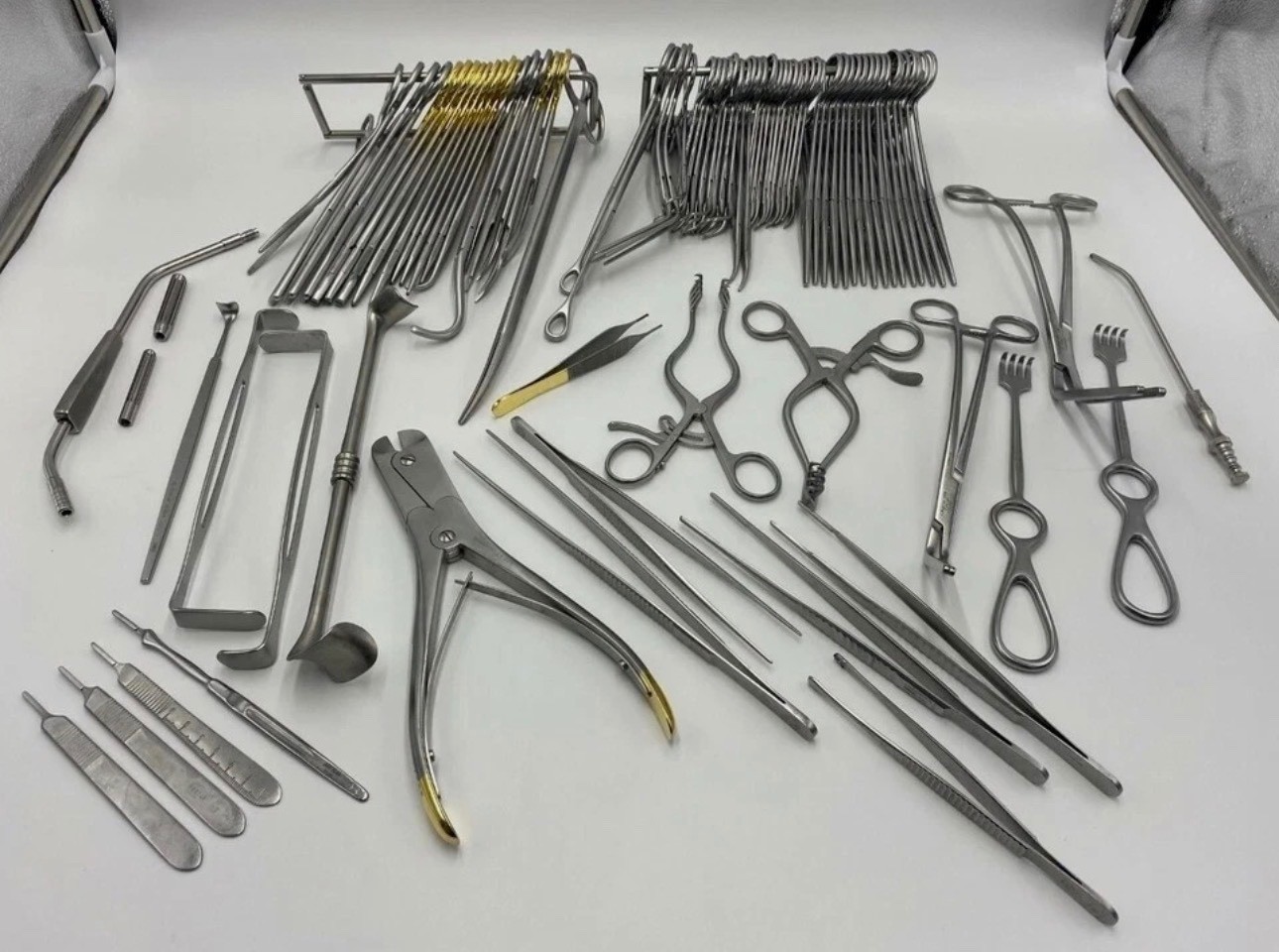 Aesculap Jarit V. Mueller Coronary Artery Bypass Graft Surgical Instrument Set