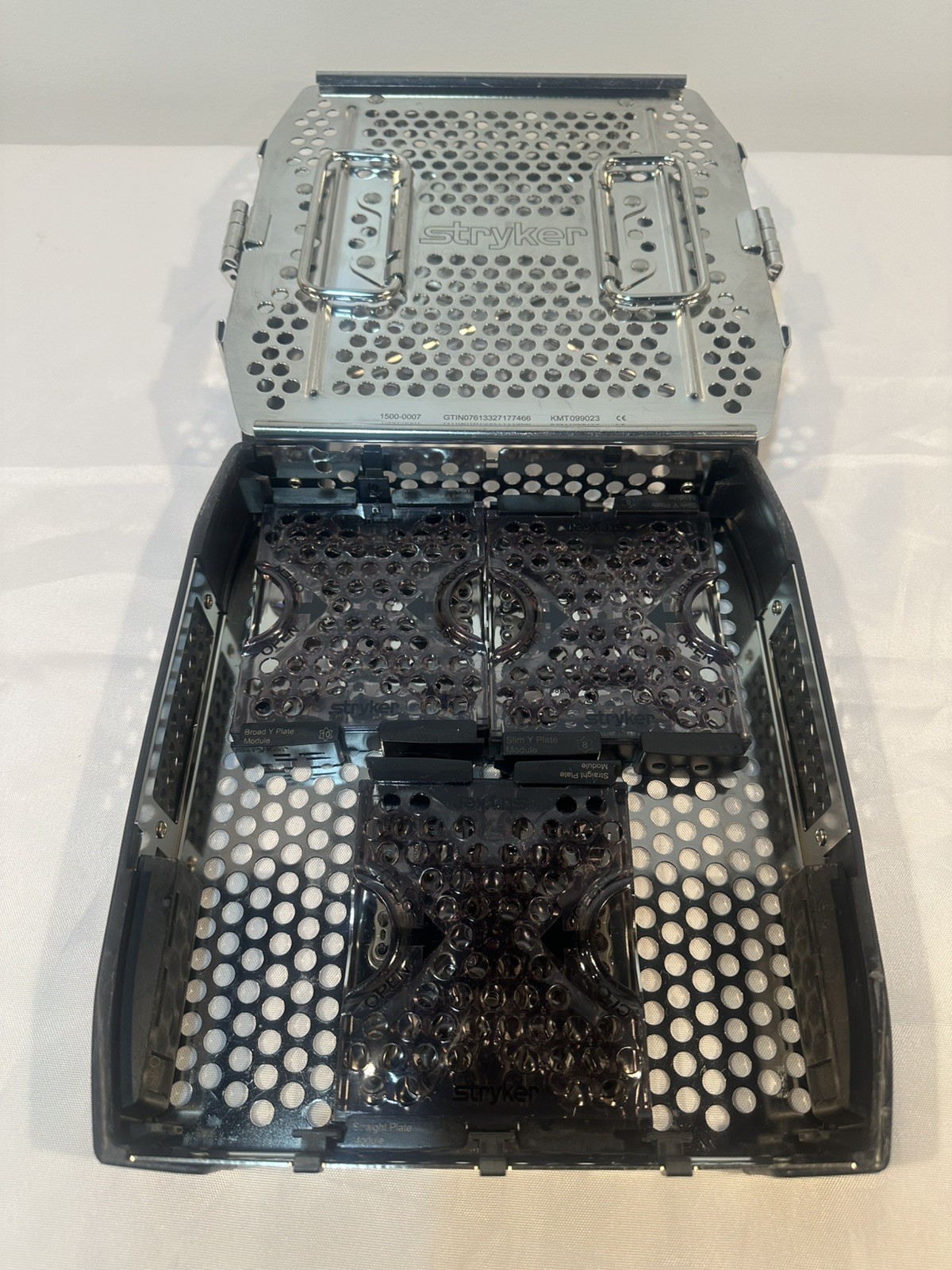 Stryker VariAx 2 Foot Plates Tray