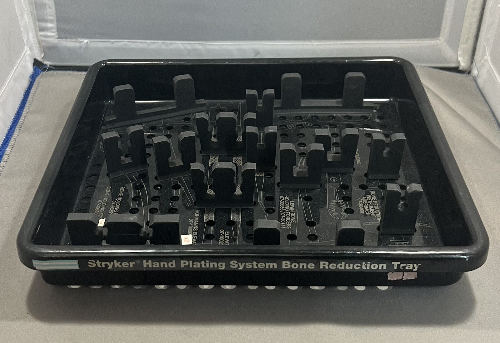 stryker orthopedics variax hand plating system bone reduction insert tray