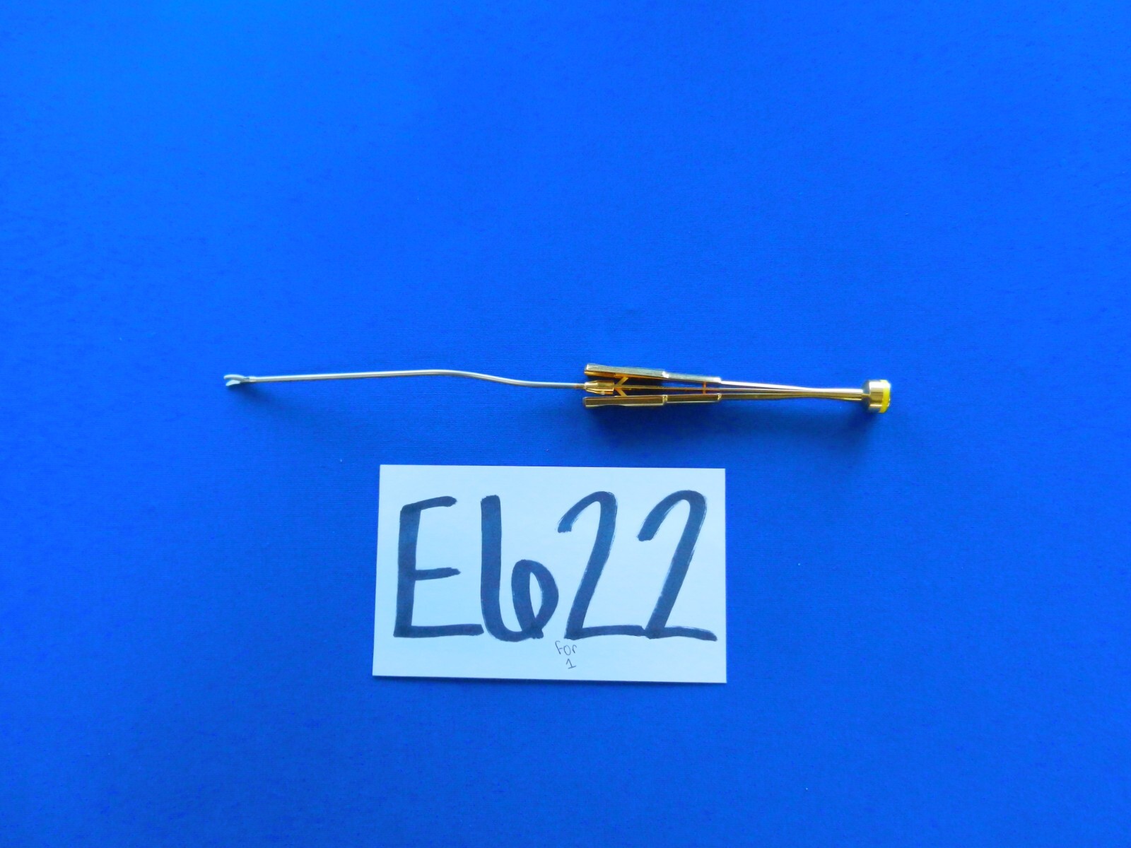 E622 *NEW* Codman Surgical Bayonet 1x6mm Needle Holder 10cm Length 80-2070