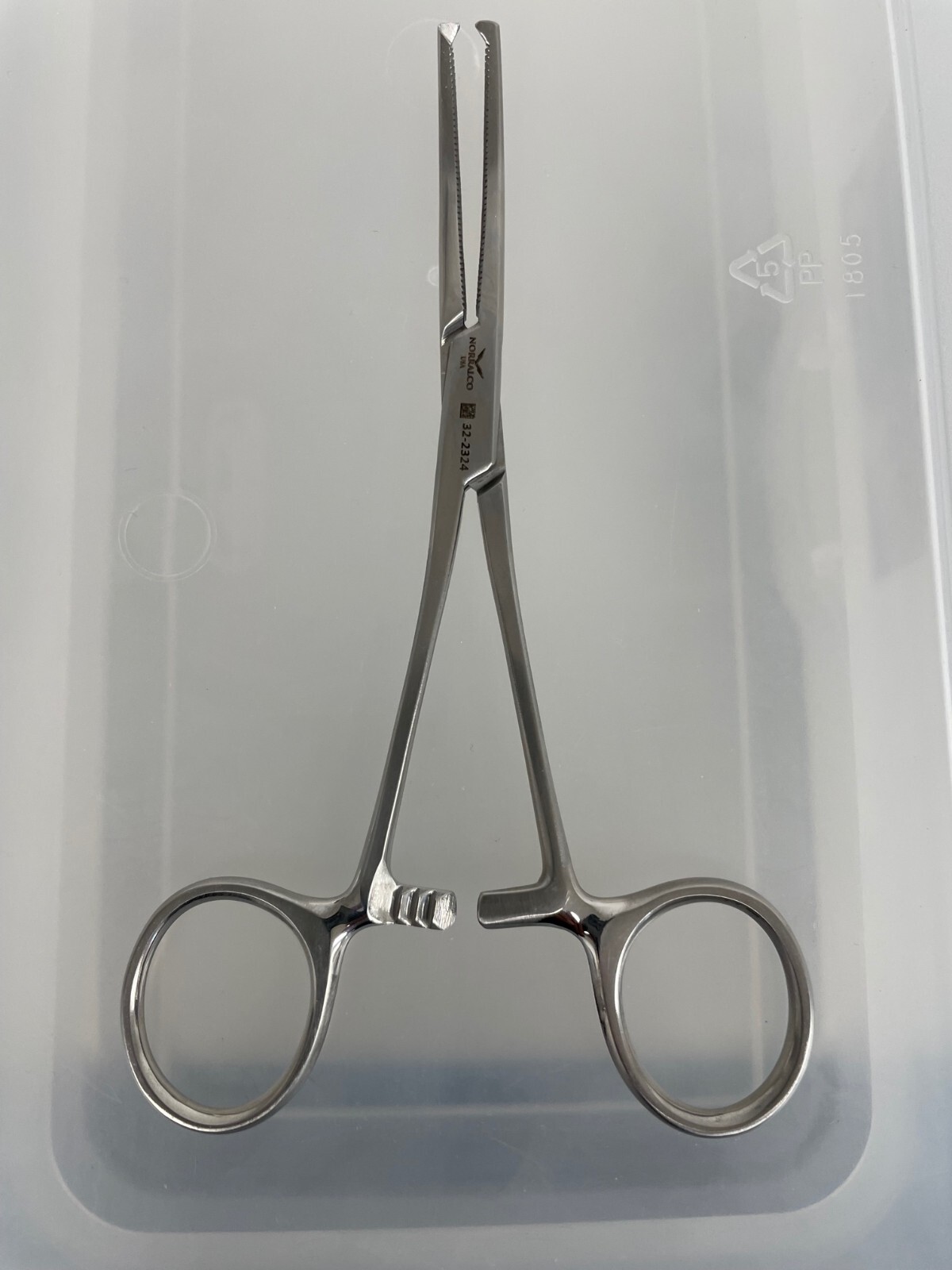 6 KOCHER Hemostatic Forceps, 5.1/2″, Curved Serrated Jaws, 1 x 2 Teeth, Premium